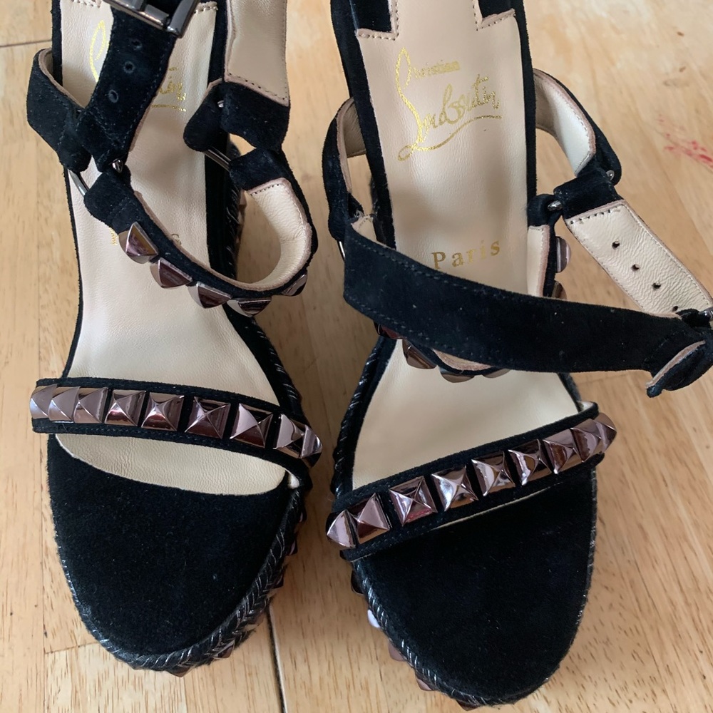 Christian Louboutin Pira Ryad.